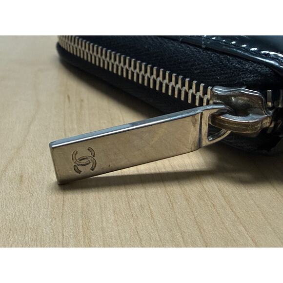 CHANEL CC Classic Quilted Patent Leather Zip Around Long Wallet Black Silver COA - Picture 7 of 16